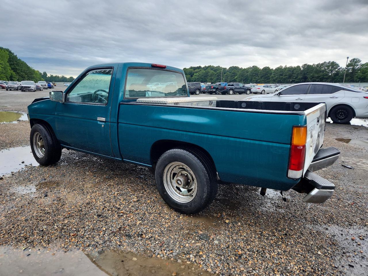 1995 NISSAN NAVARA