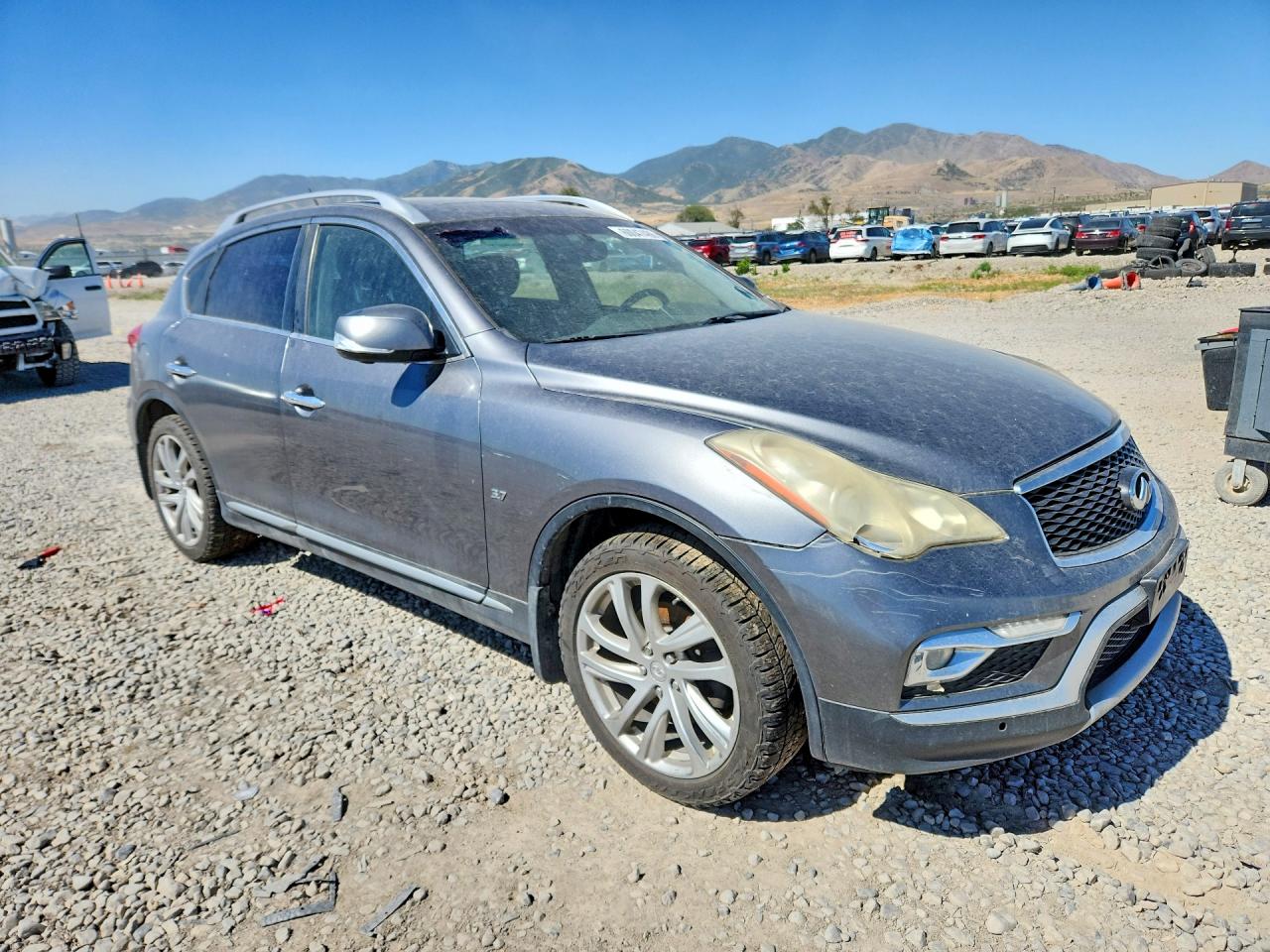 2016 INFINITI QX50 BASE