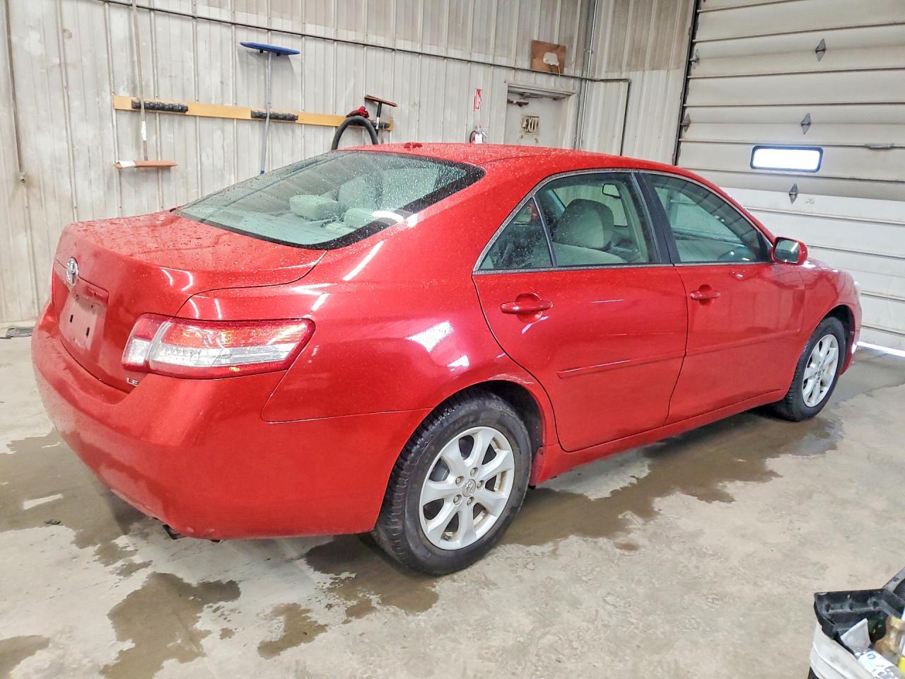 2010 TOYOTA CAMRY