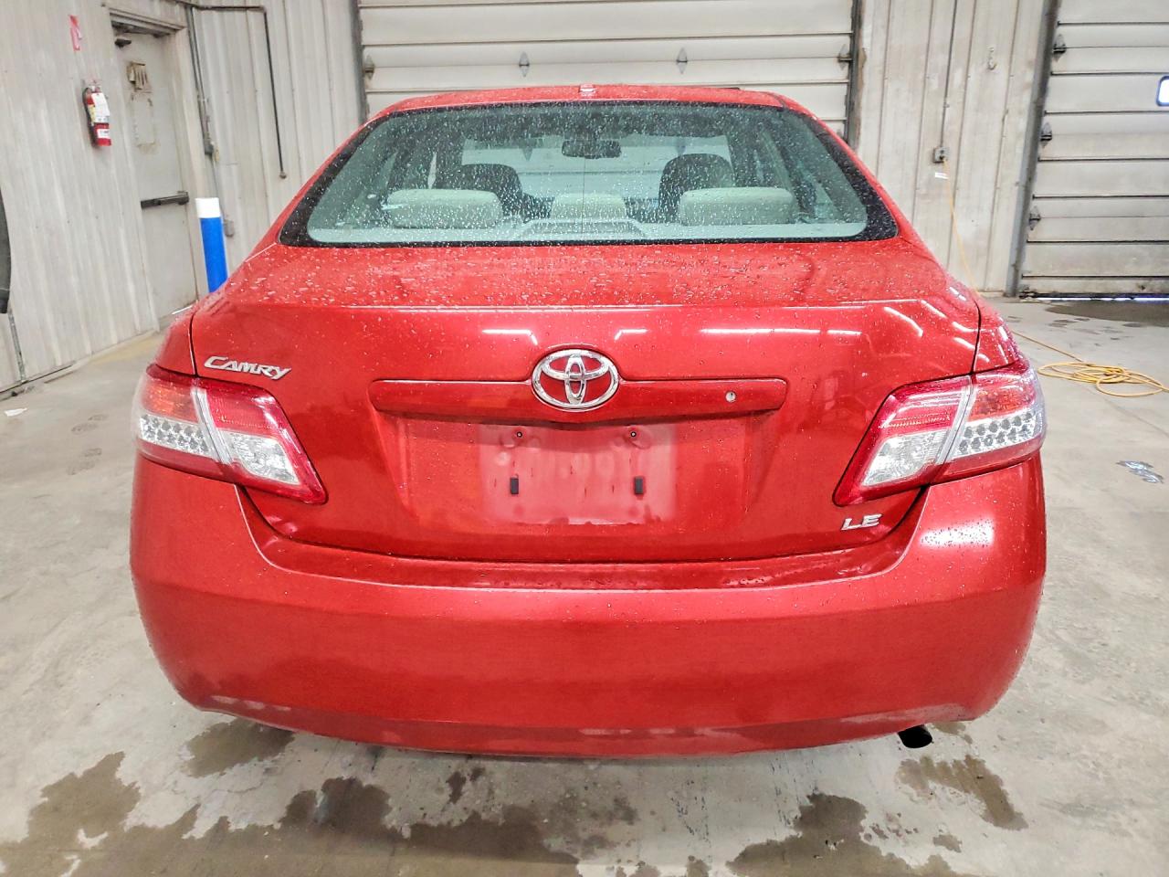 2010 TOYOTA CAMRY