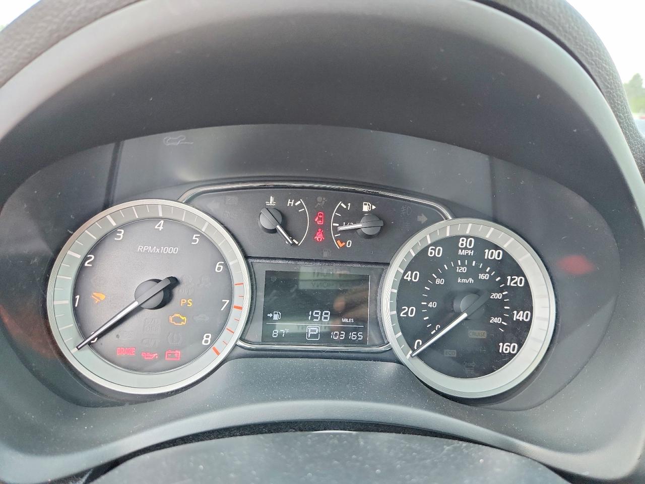2015 NISSAN SENTRA