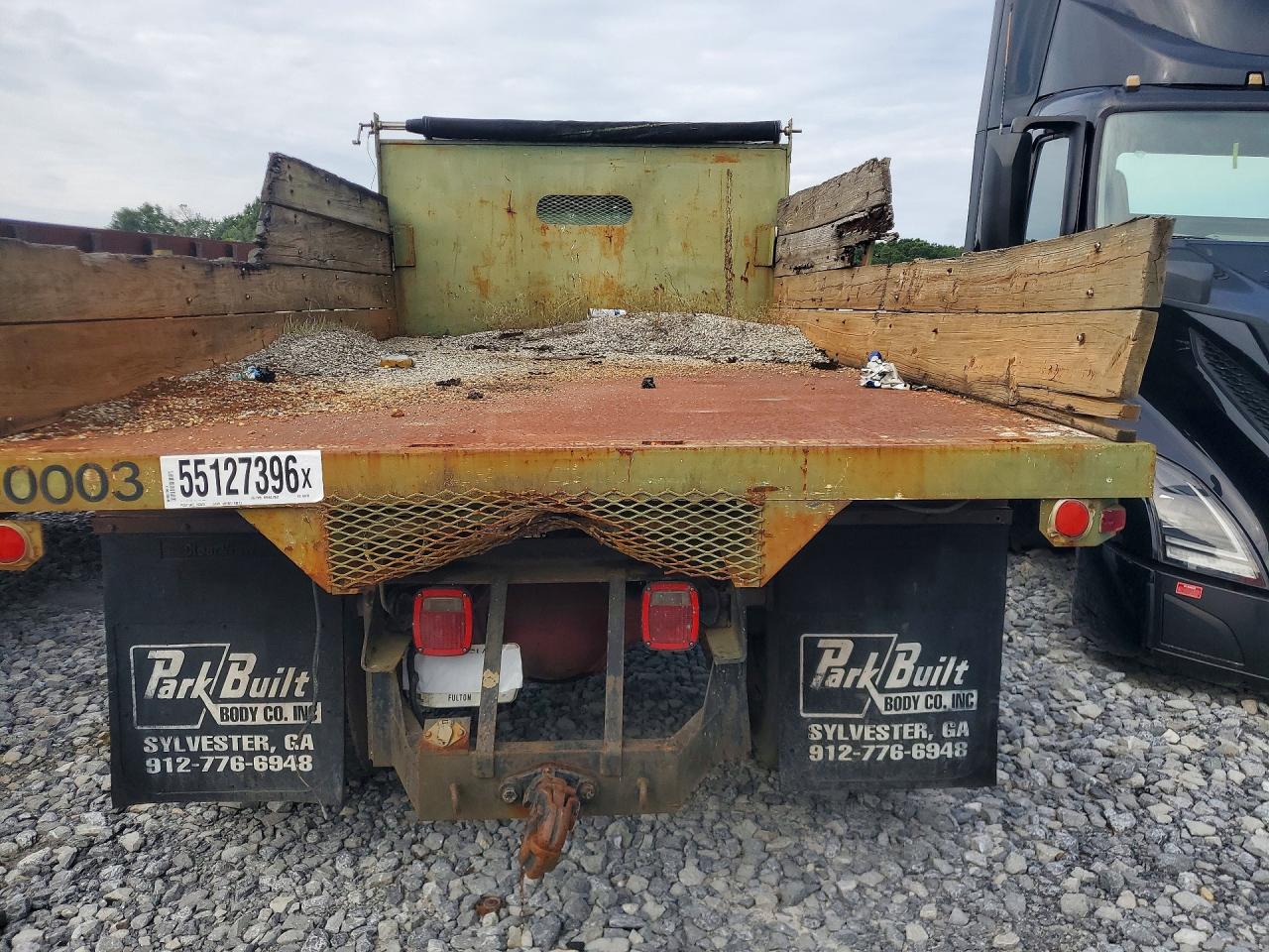 1998 FORD F700