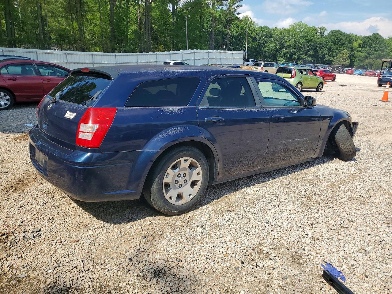 2005 DODGE MAGNUM