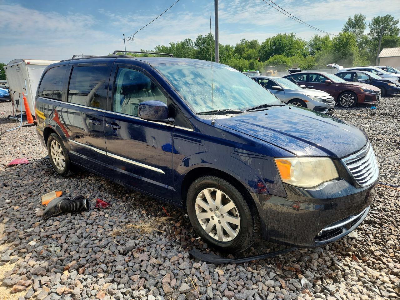 2013 CHRYSLER MINIVAN