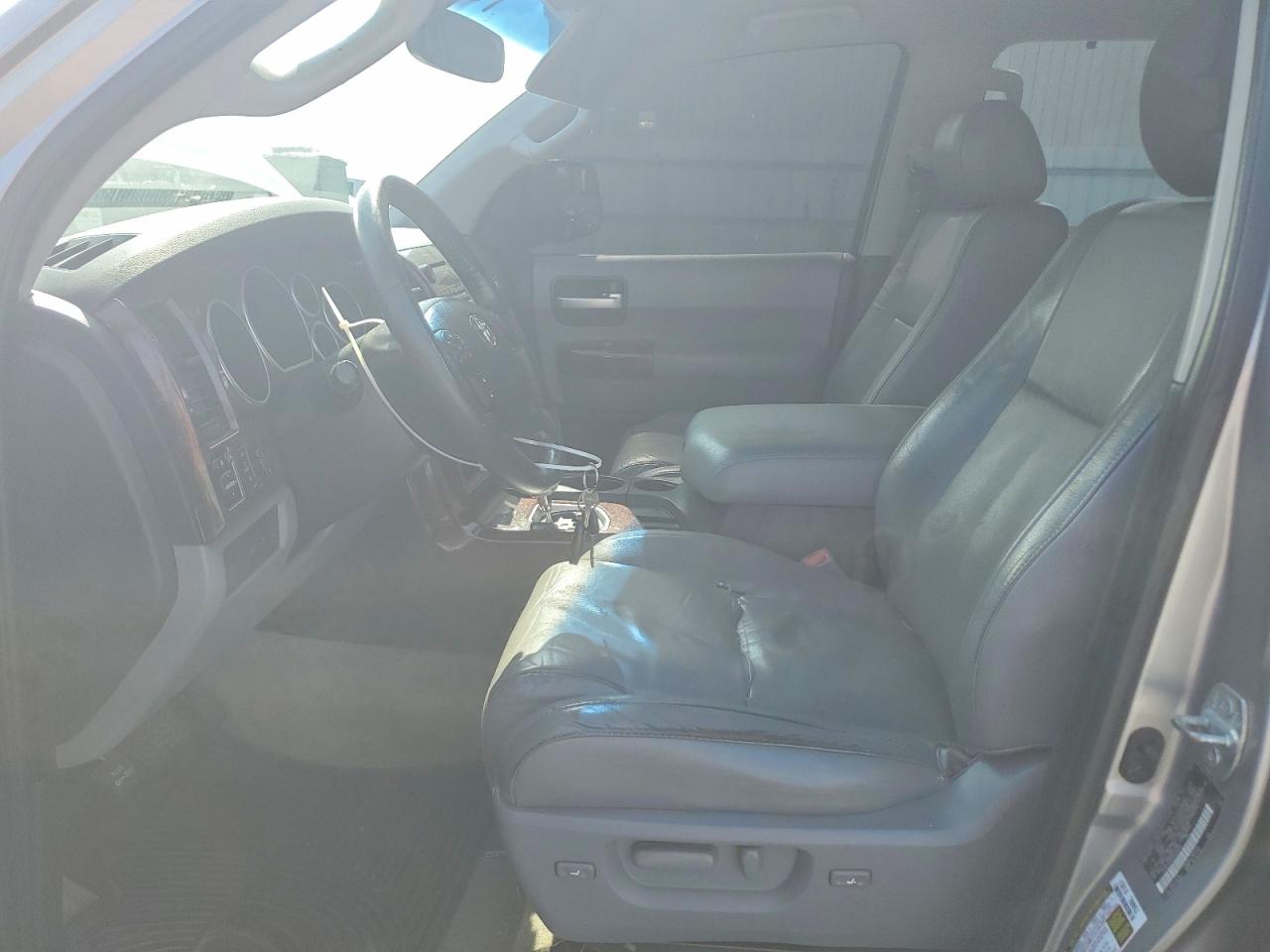 2008 TOYOTA SEQUOIA
