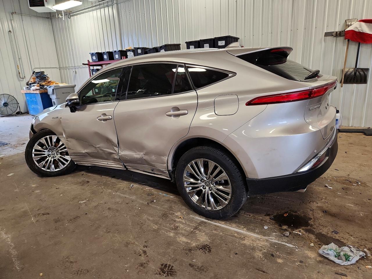 2021 TOYOTA VENZA