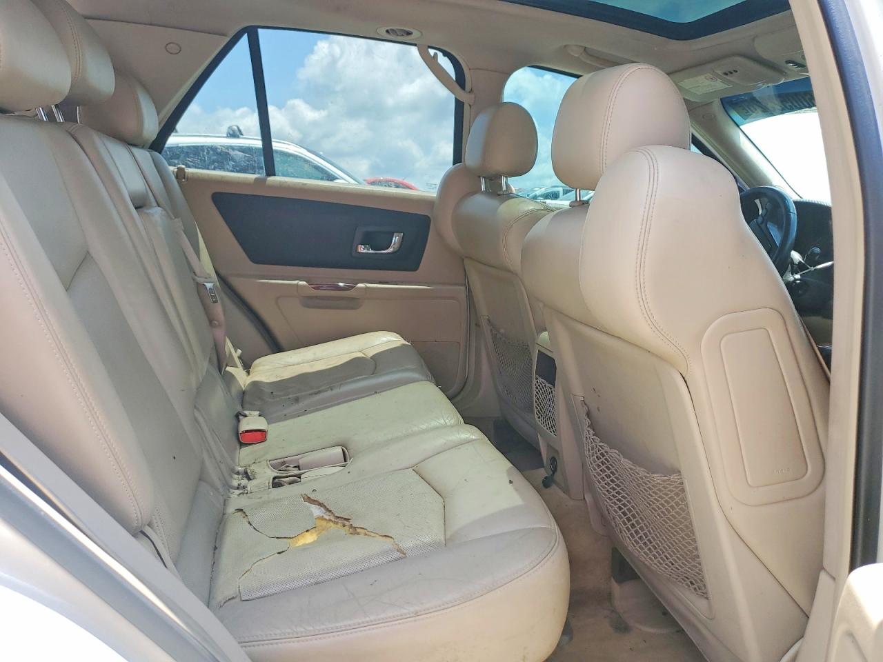 2005 CADILLAC SRX