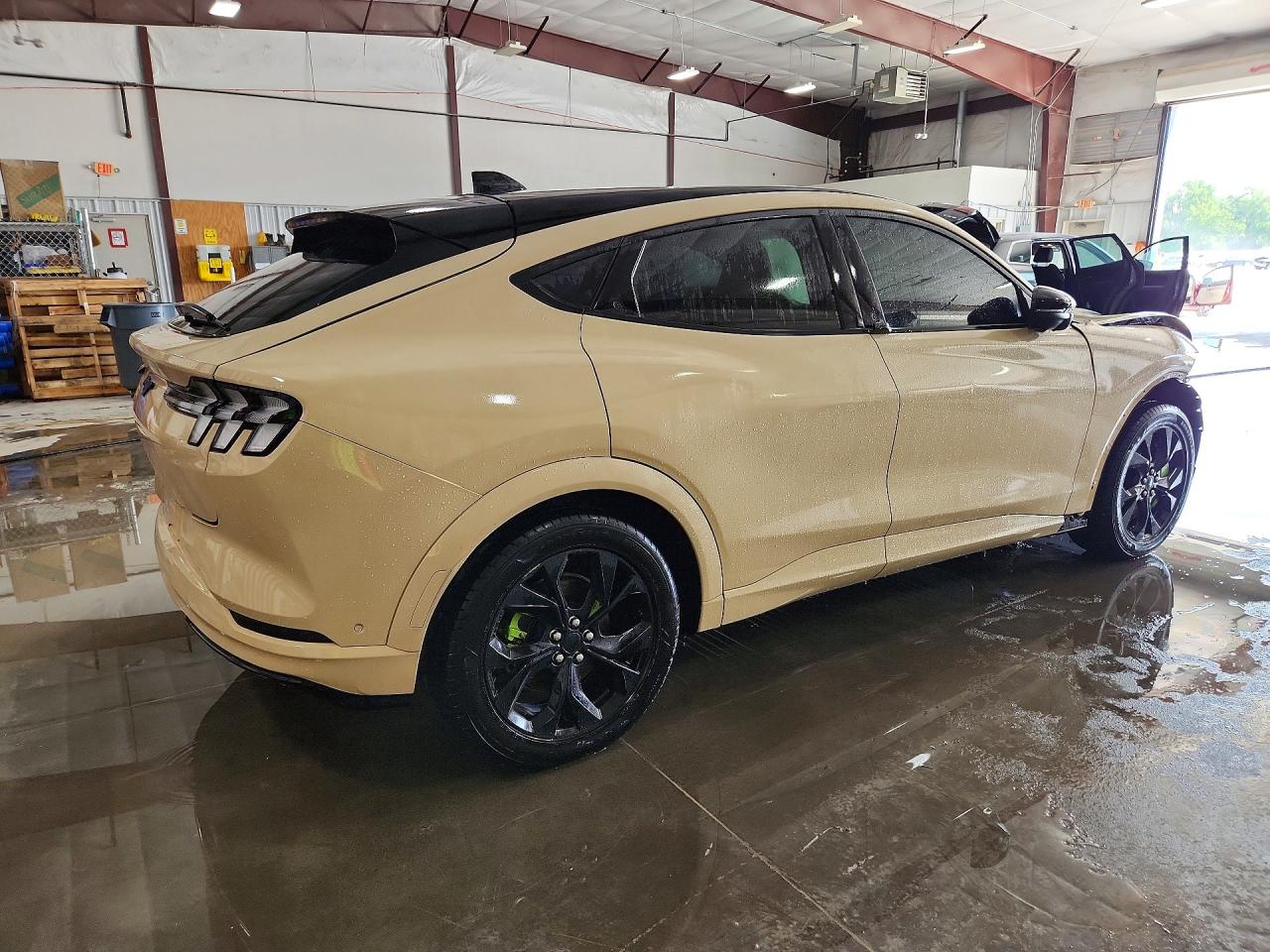 2021 FORD MUSTANG