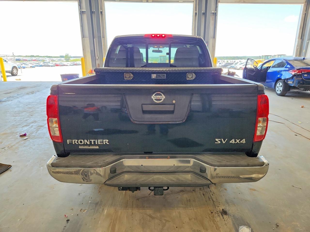 2016 NISSAN FRONTIER