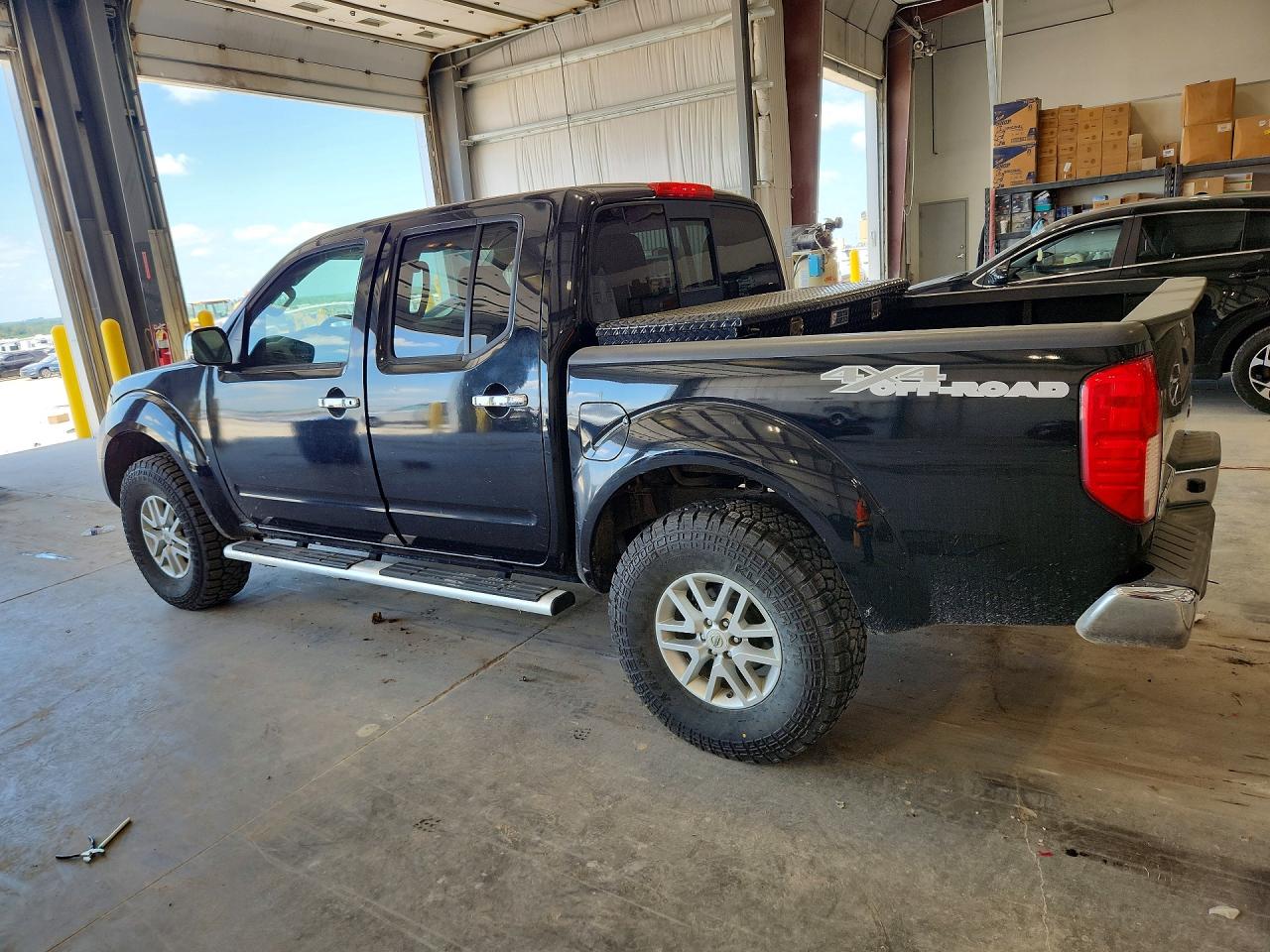 2016 NISSAN FRONTIER