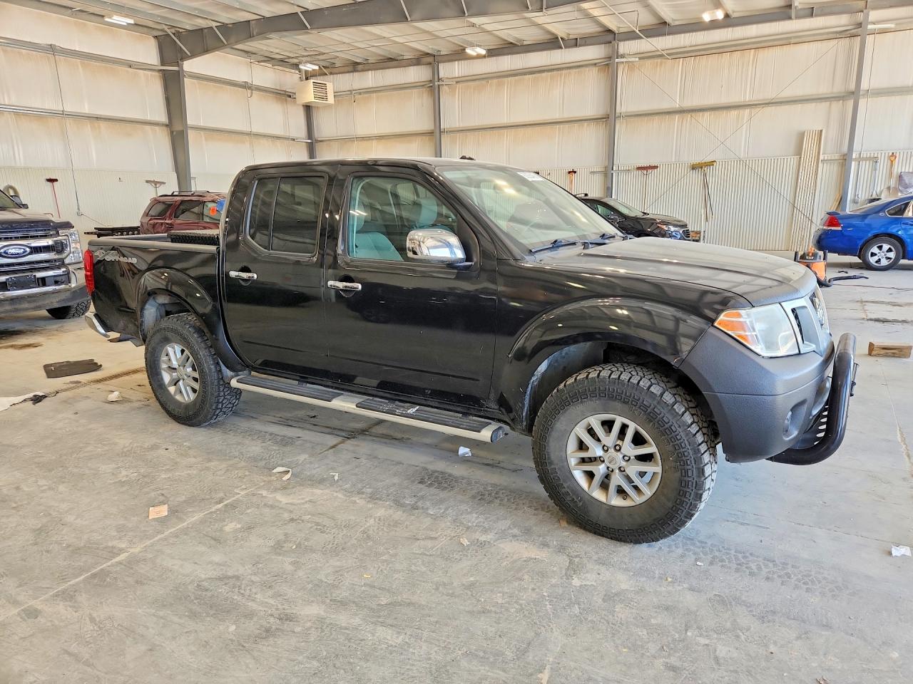 2016 NISSAN FRONTIER
