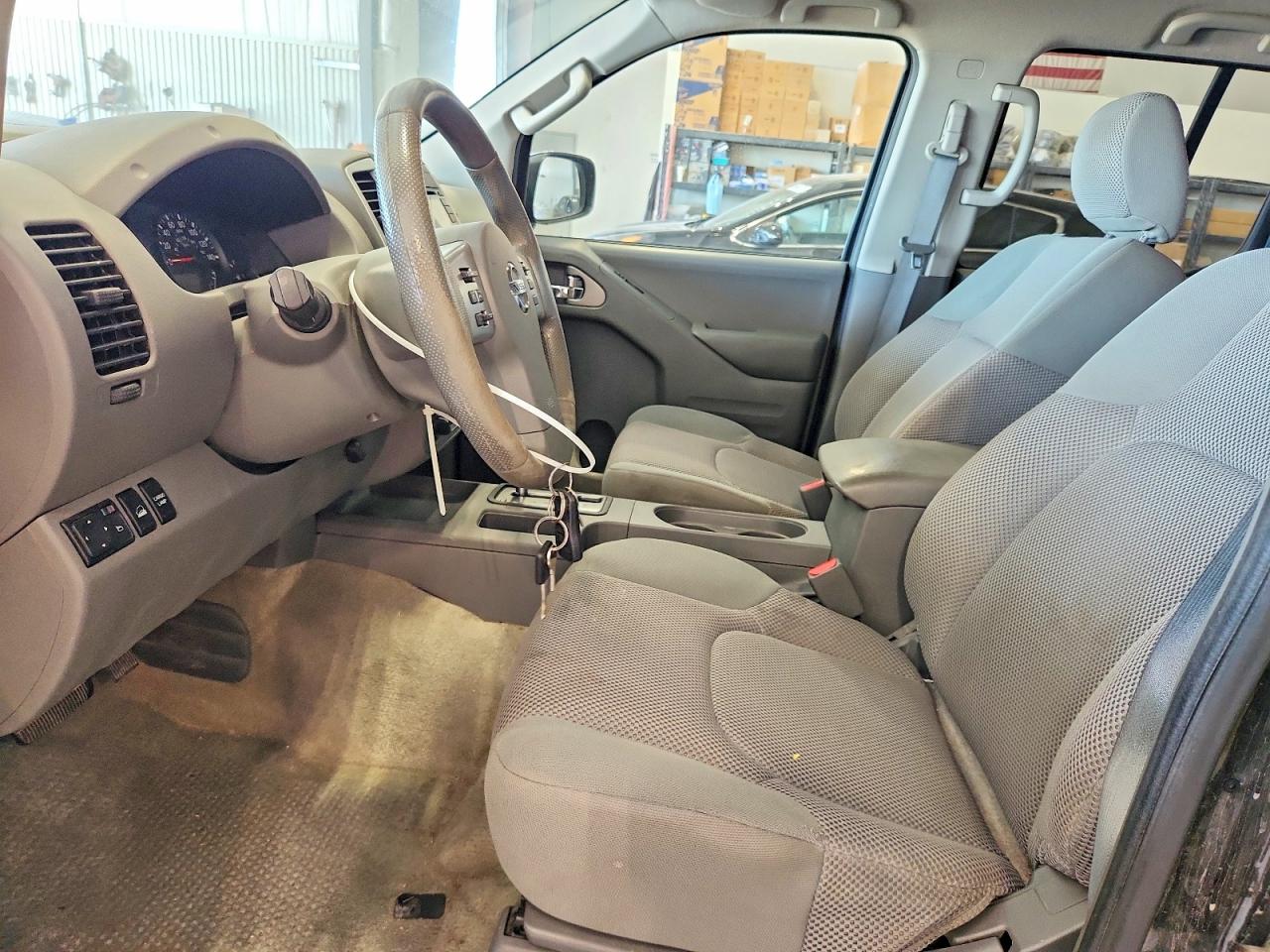 2016 NISSAN FRONTIER