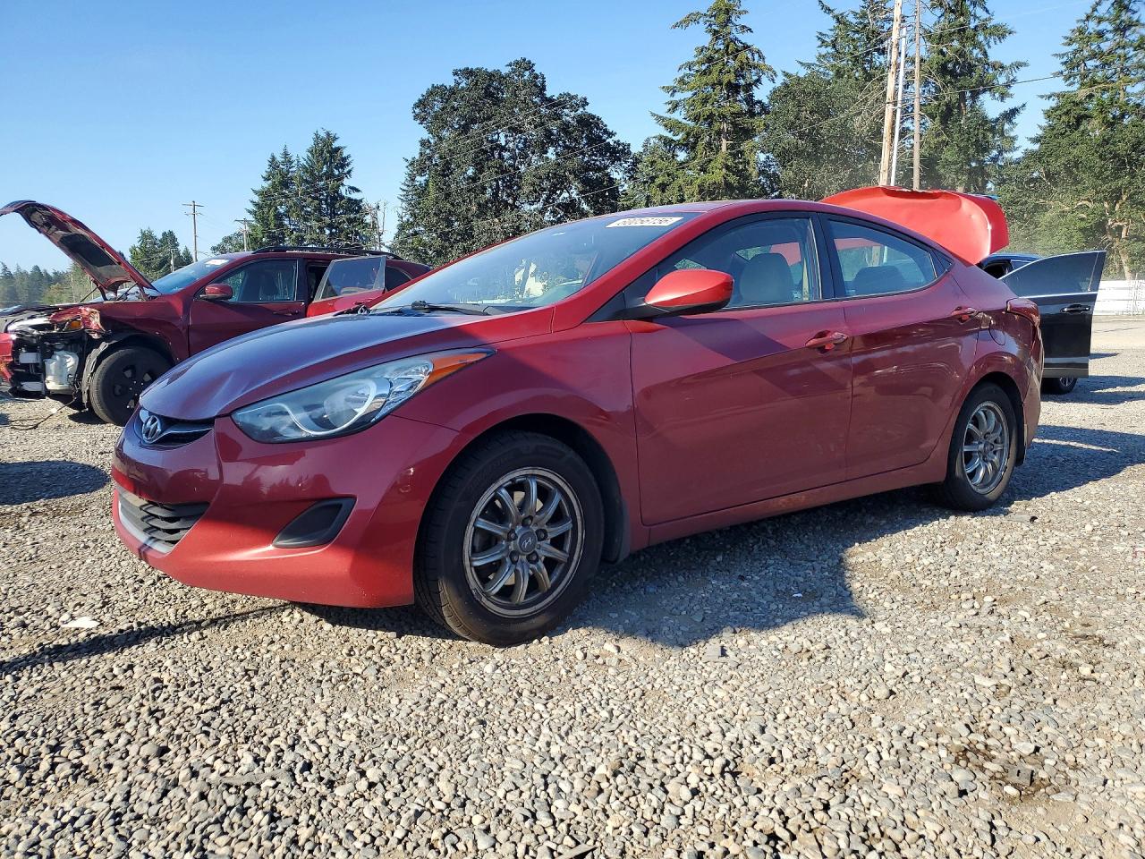 2013 HYUNDAI ELANTRA