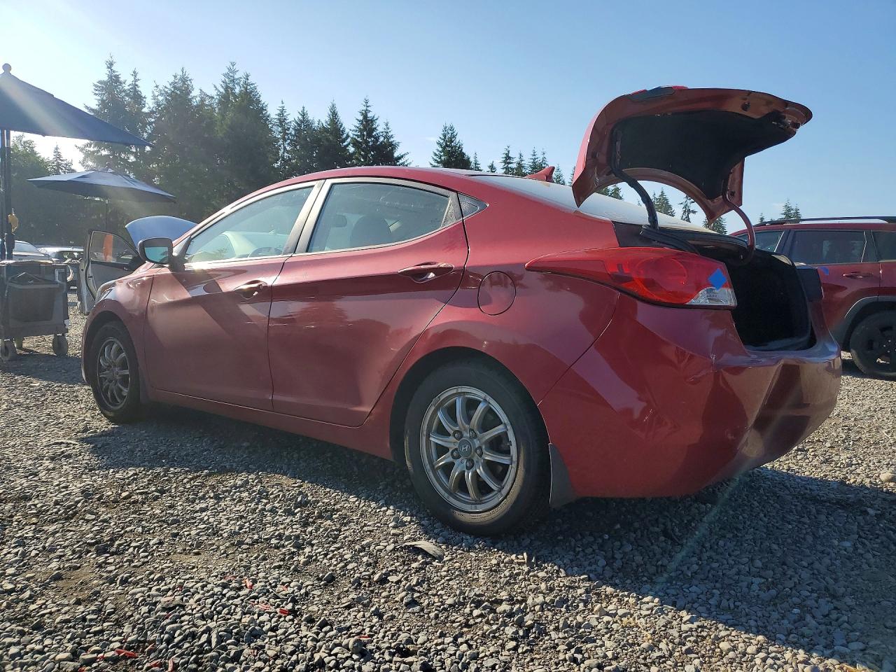 2013 HYUNDAI ELANTRA