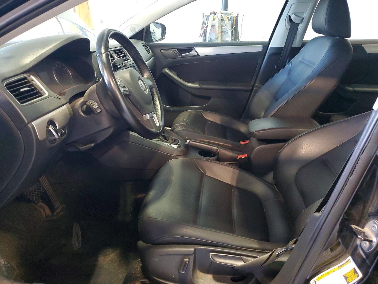 2014 VOLKSWAGEN JETTA