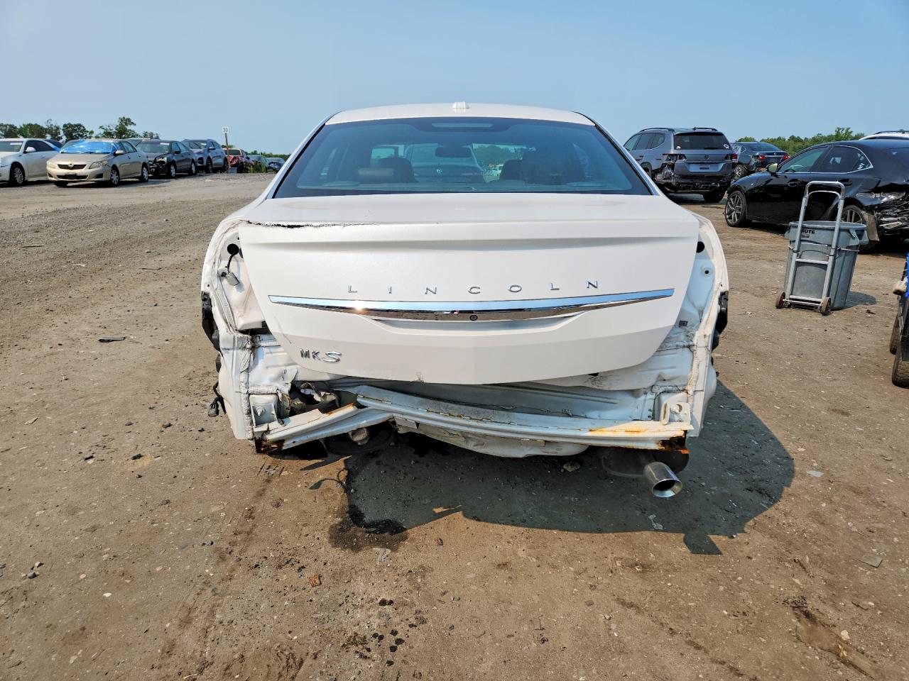 2015 LINCOLN MKS