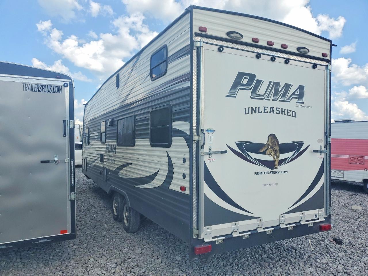 2015 FOREST RIVER PUMA