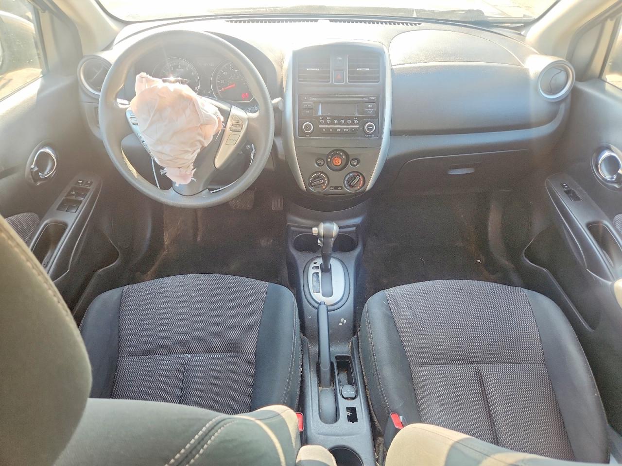 2016 NISSAN VERSA
