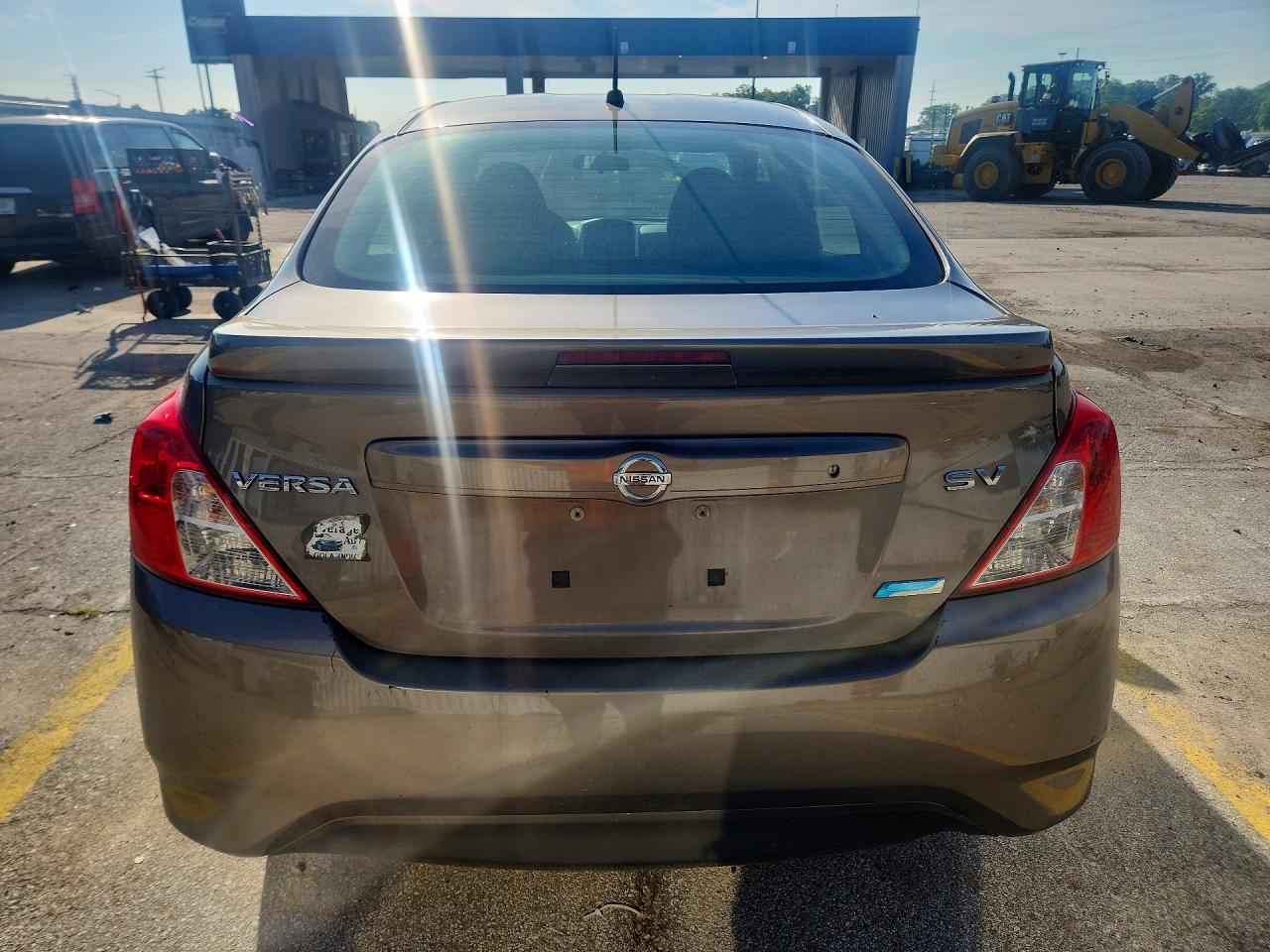 2016 NISSAN VERSA