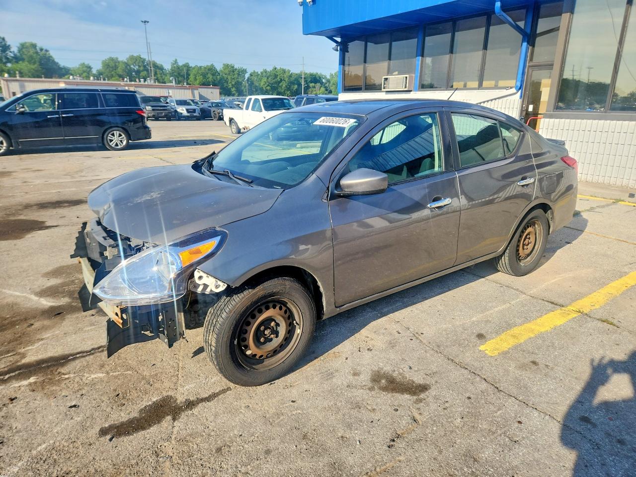 2016 NISSAN VERSA