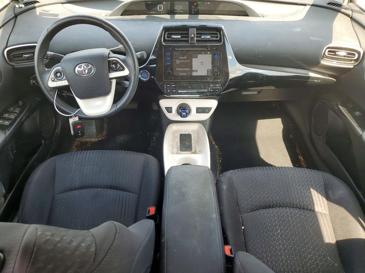 2016 TOYOTA PRIUS