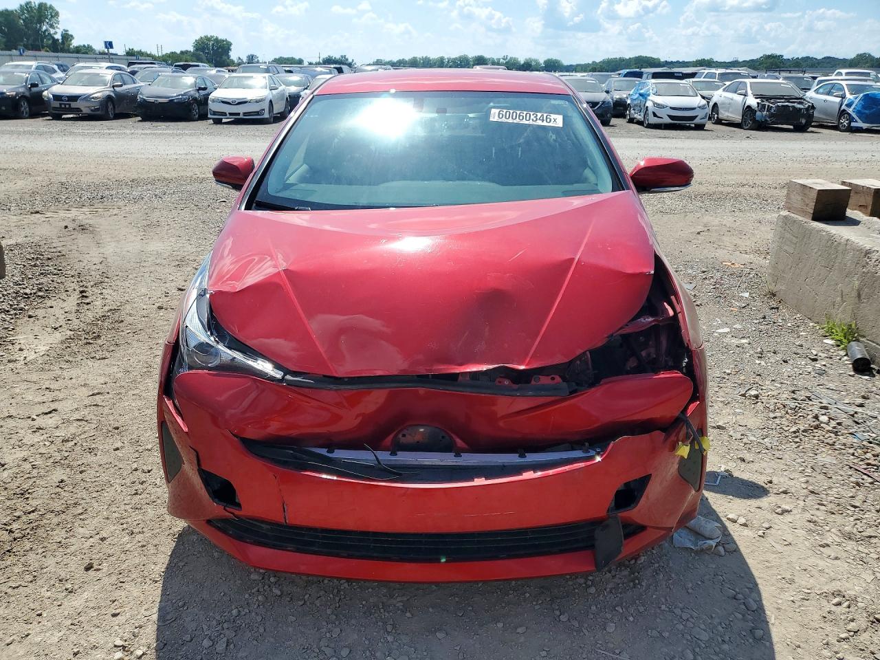 2016 TOYOTA PRIUS