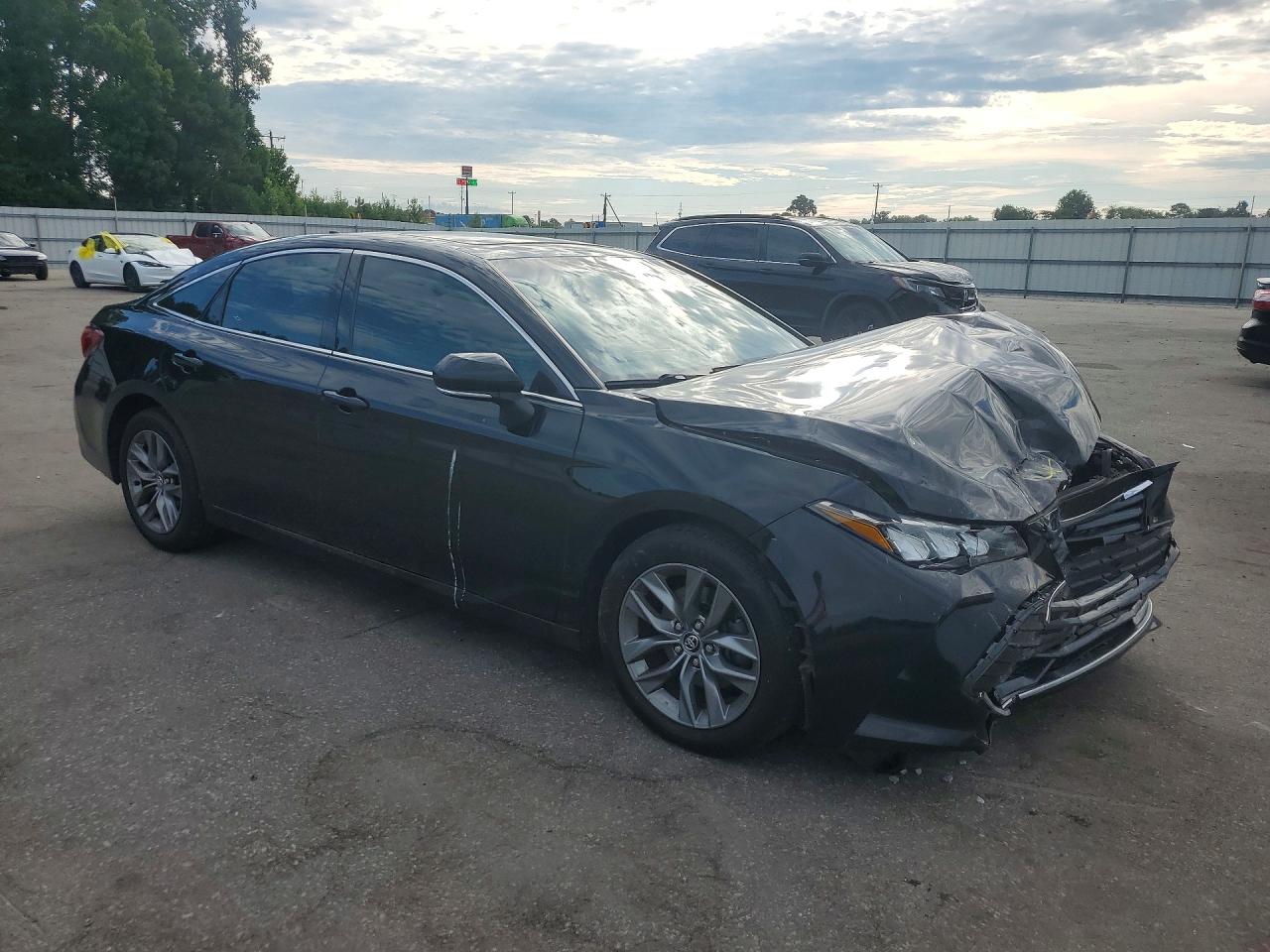 2020 TOYOTA AVALON