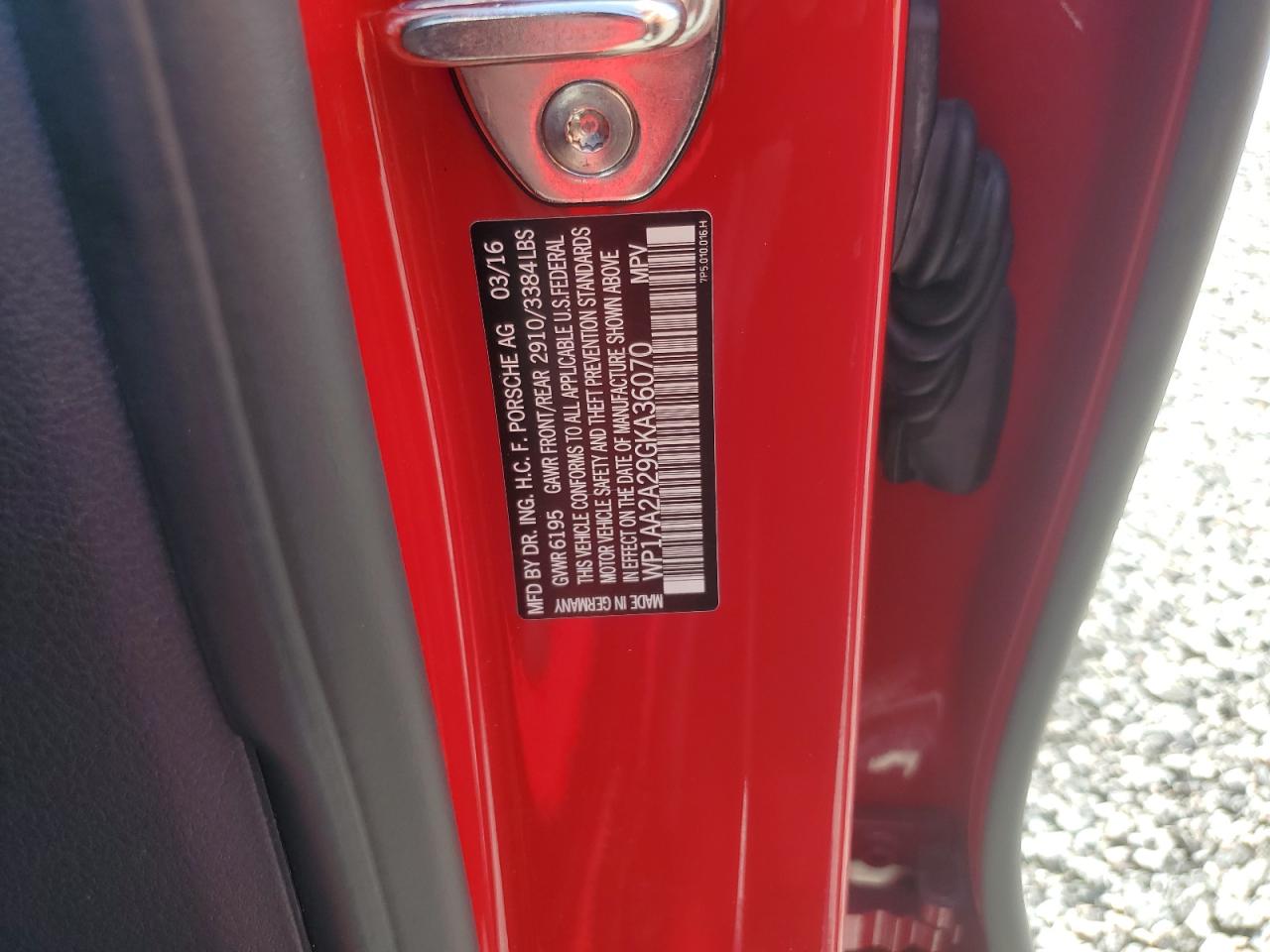 2016 PORSCHE CAYENNE