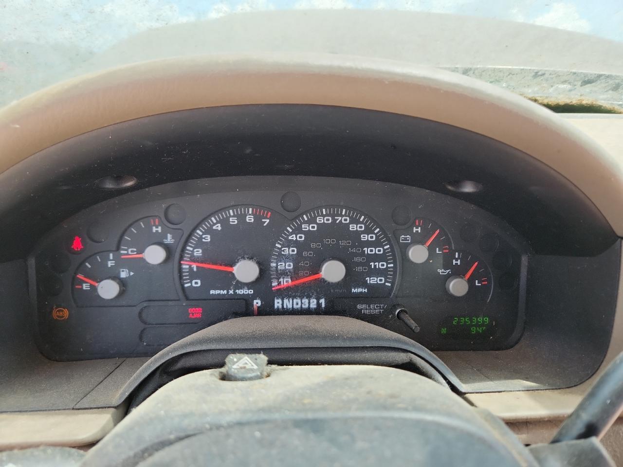 2004 FORD EXPLORER