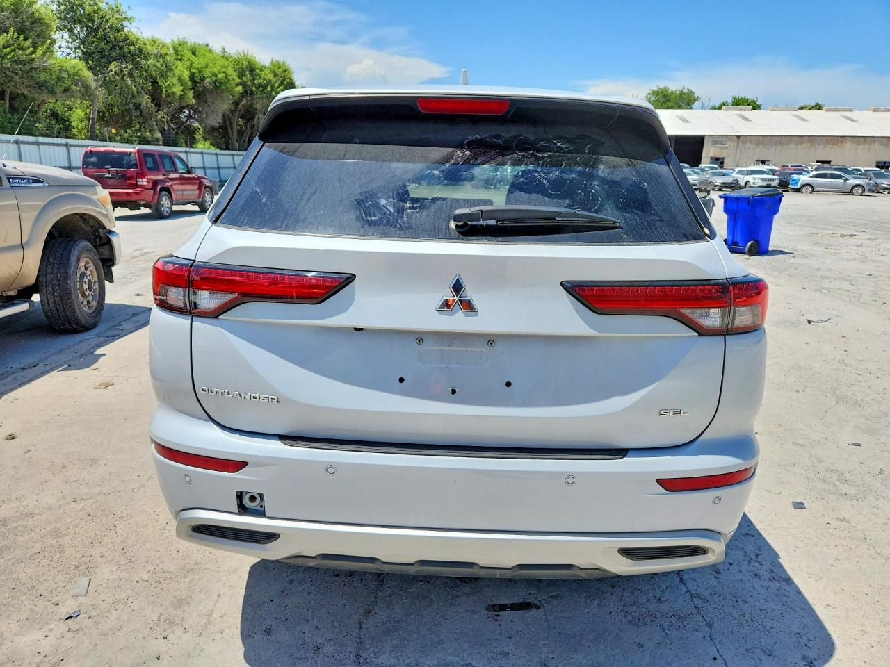 2023 MITSUBISHI OUTLANDER