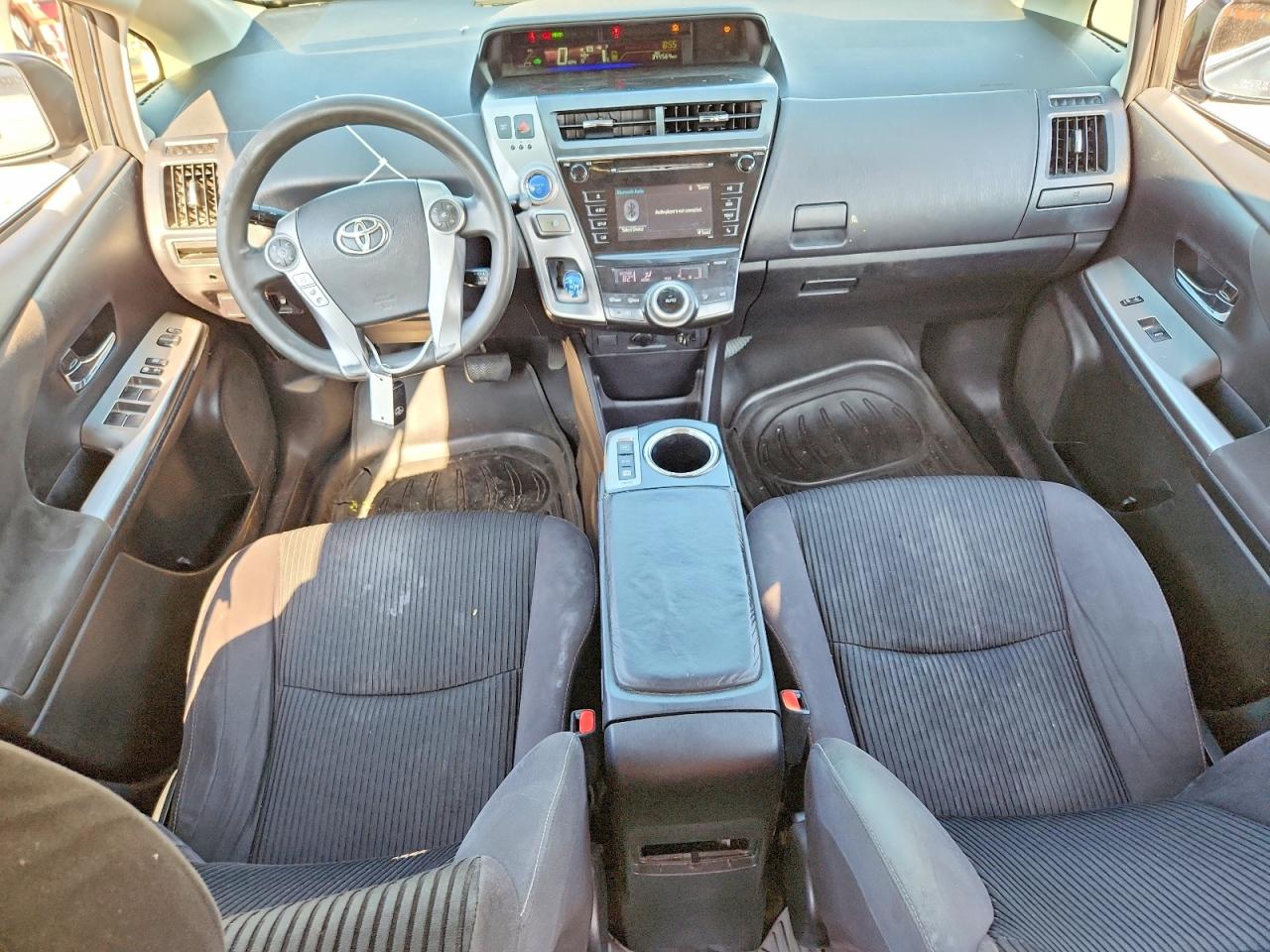 2015 TOYOTA PRIUS V TW