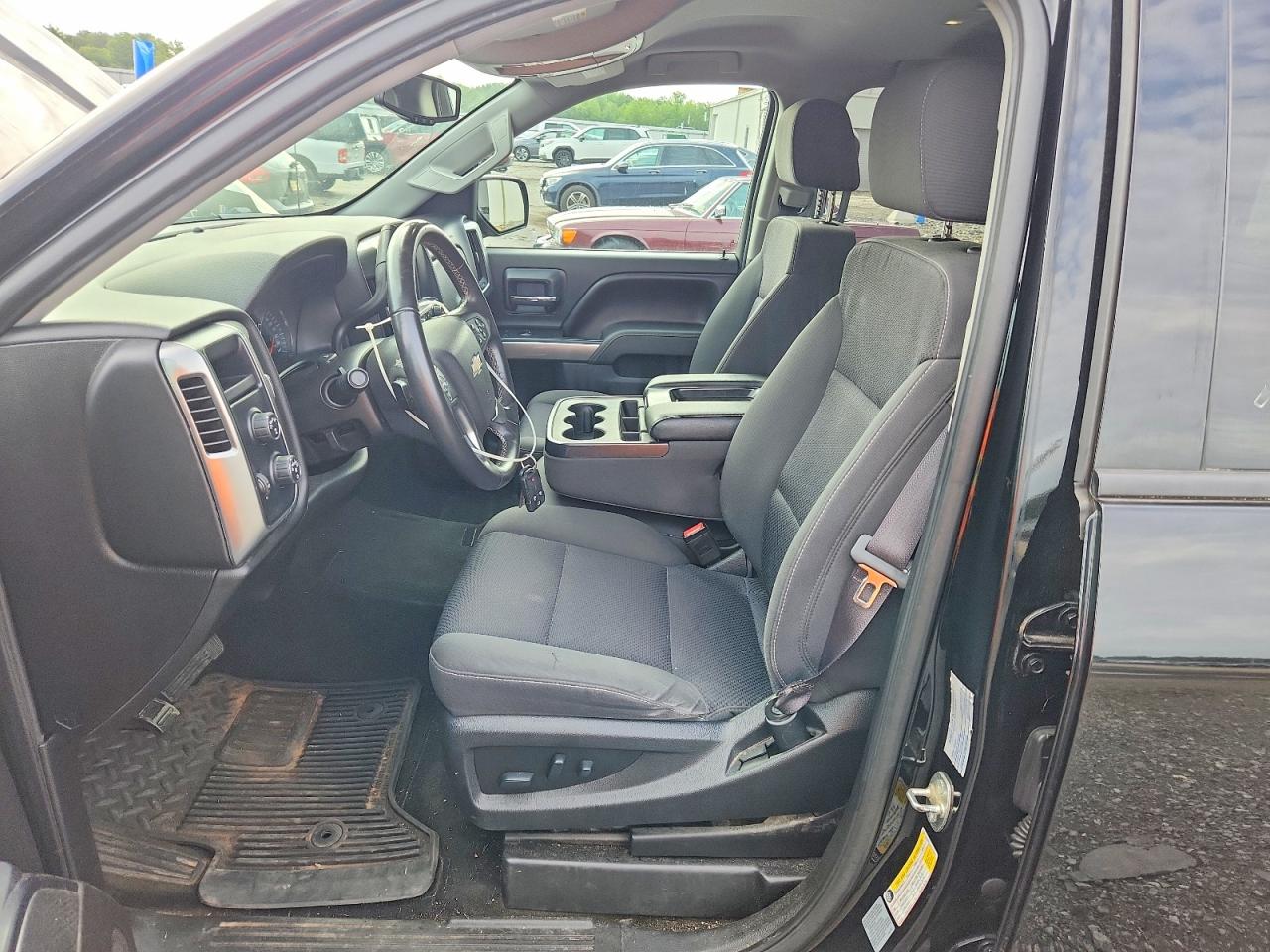 2017 CHEVROLET SILVERADO