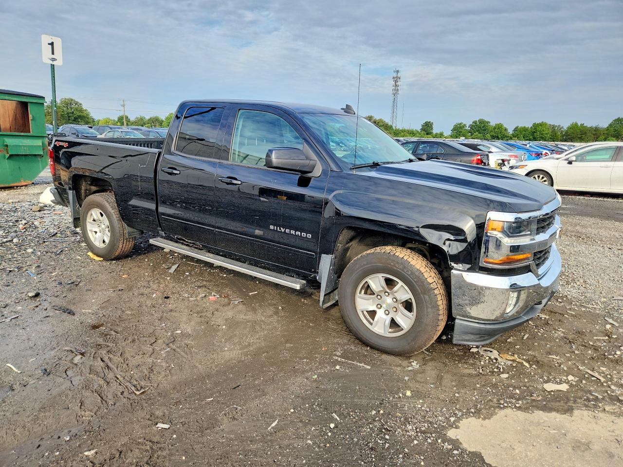 2017 CHEVROLET SILVERADO