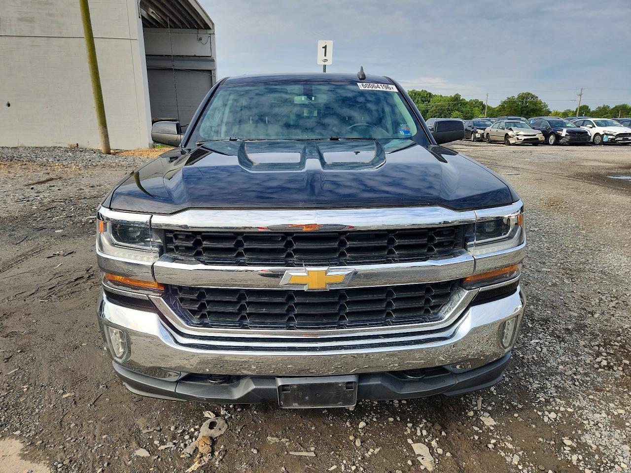 2017 CHEVROLET SILVERADO