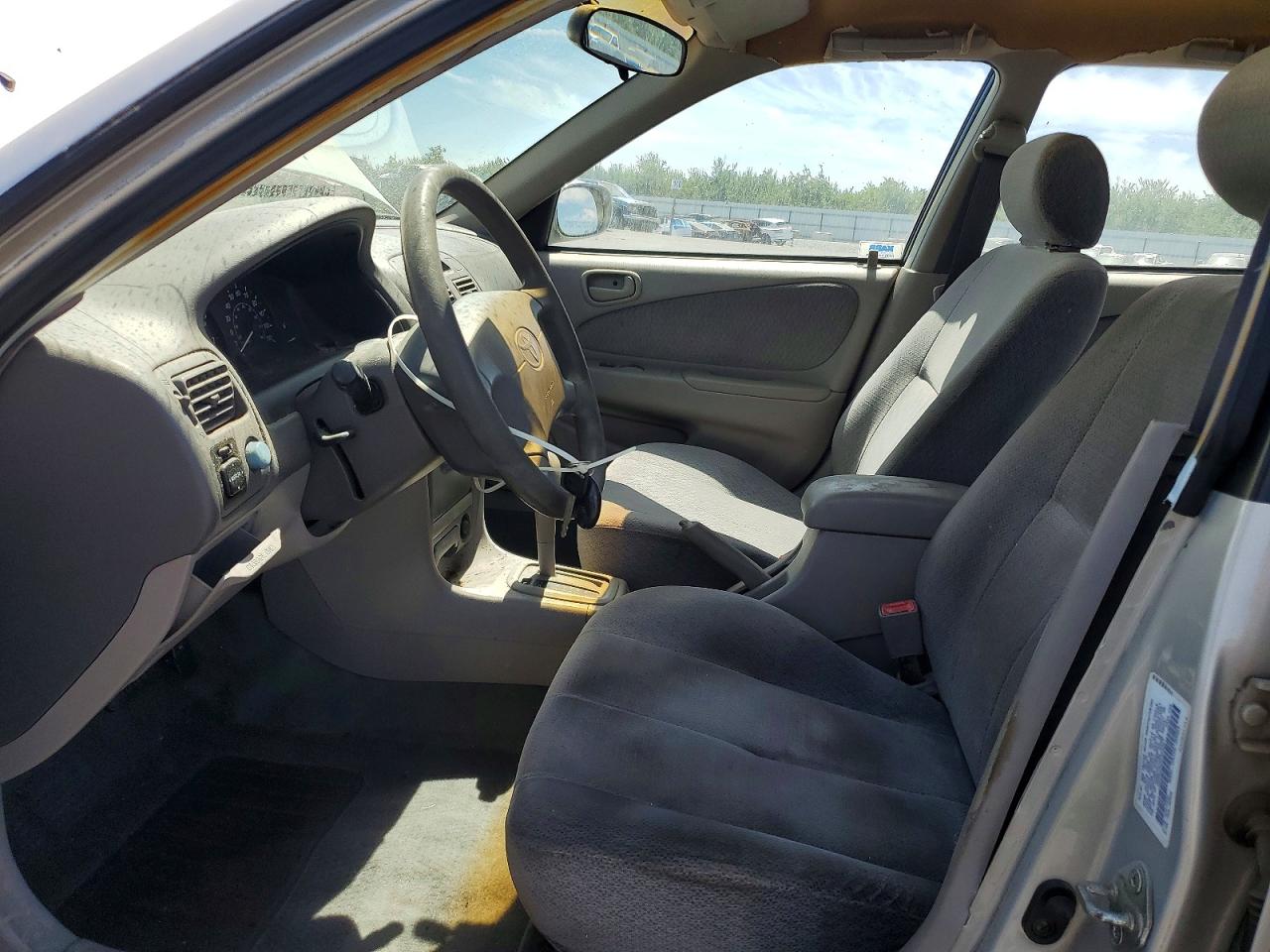 2002 TOYOTA COROLLA