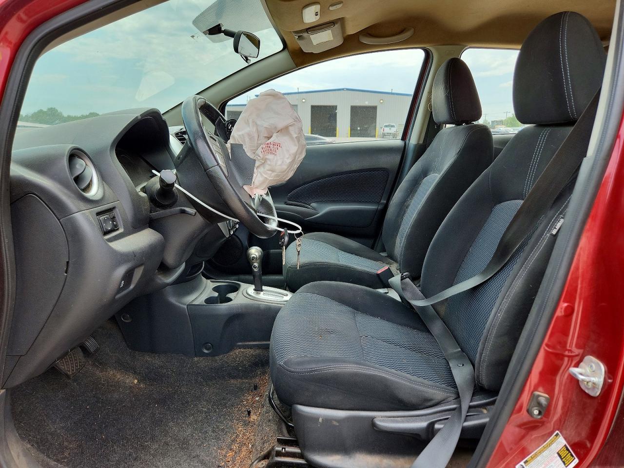 2016 NISSAN VERSA