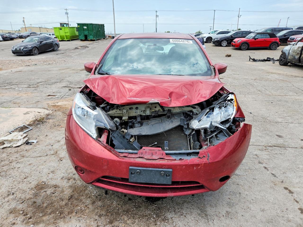 2016 NISSAN VERSA