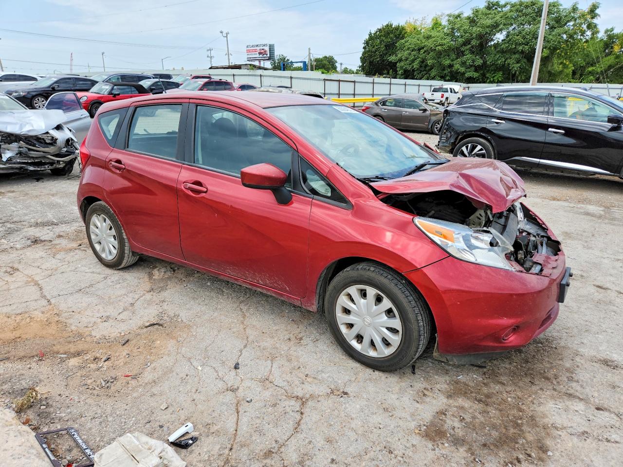 2016 NISSAN VERSA