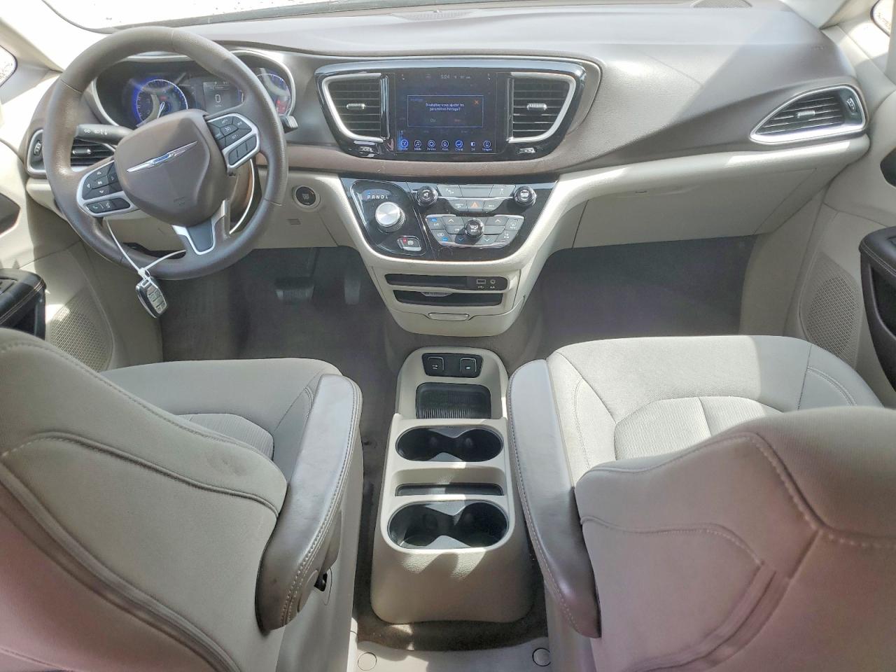 2017 CHRYSLER PACIFICA