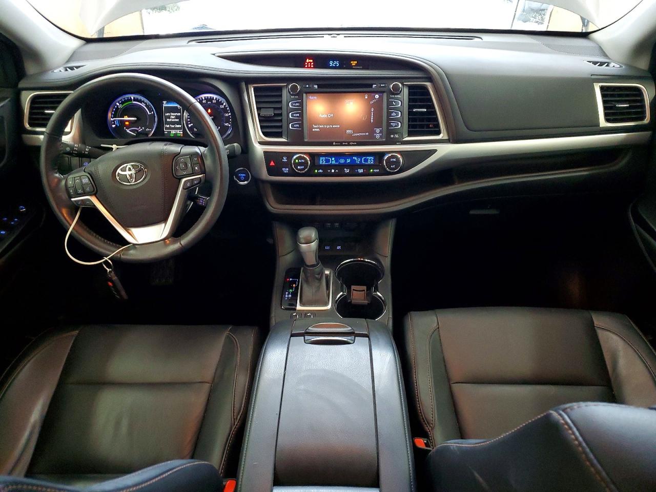 2018 TOYOTA HIGHLANDER
