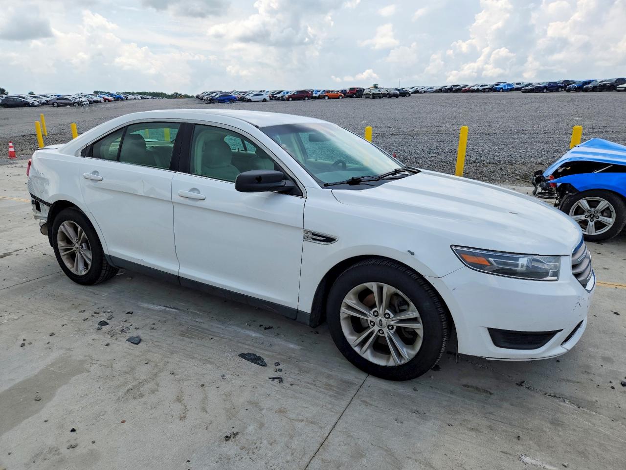 2015 FORD TAURUS