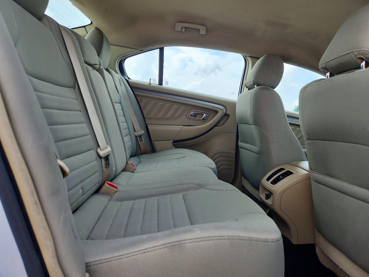 2015 FORD TAURUS