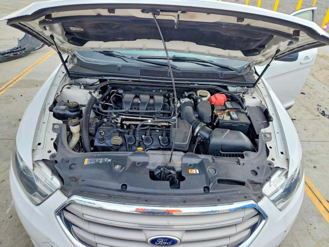 2015 FORD TAURUS