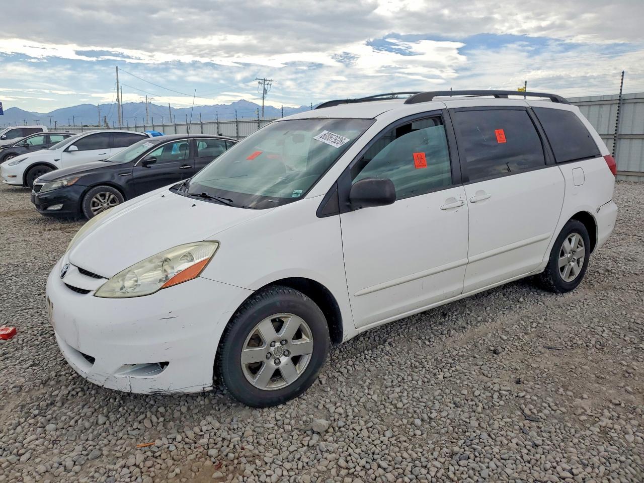 2006 TOYOTA SIENNA