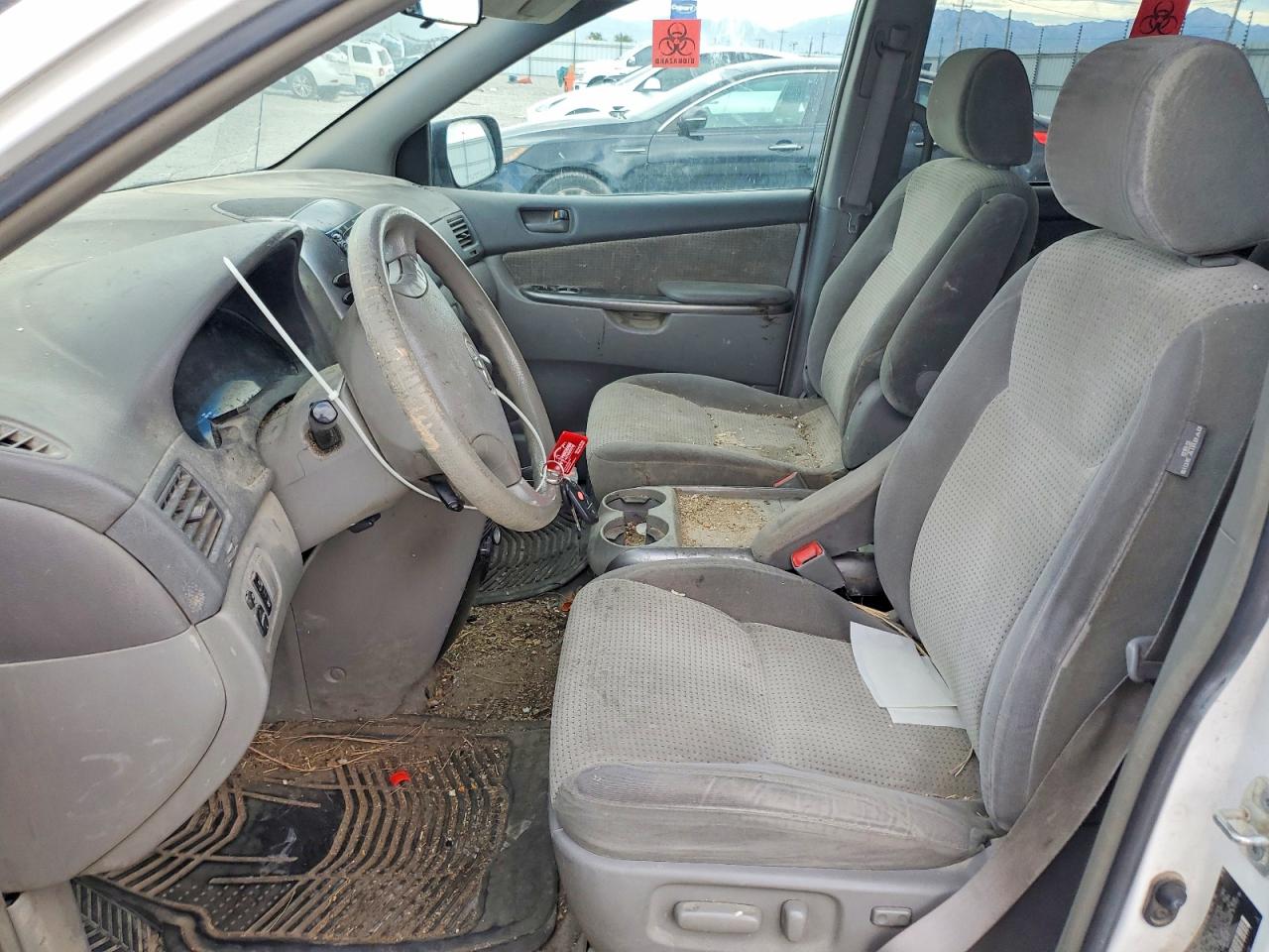 2006 TOYOTA SIENNA