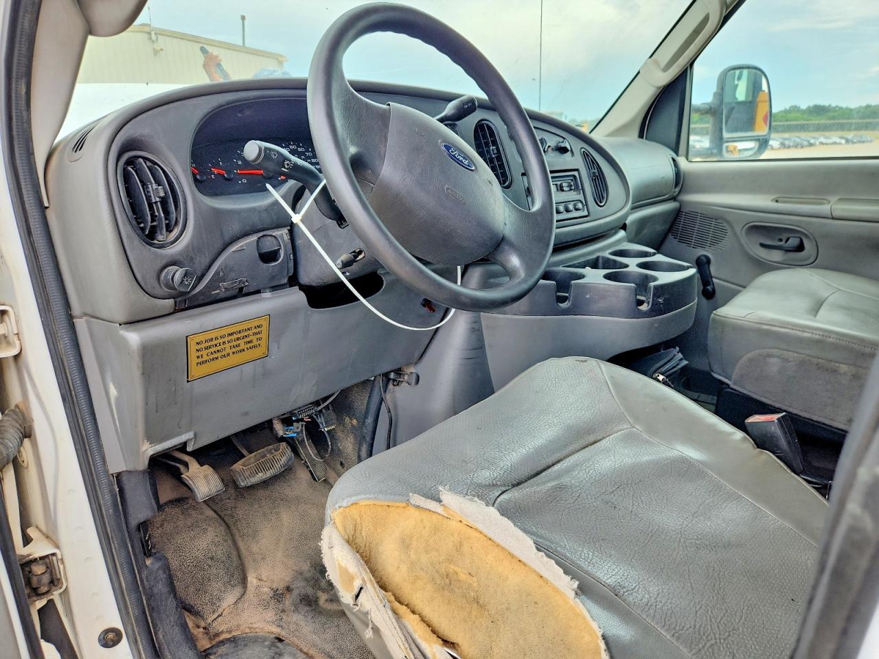 2008 FORD ECONOLINE