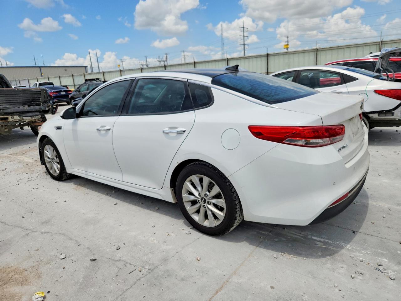 2017 KIA OPTIMA