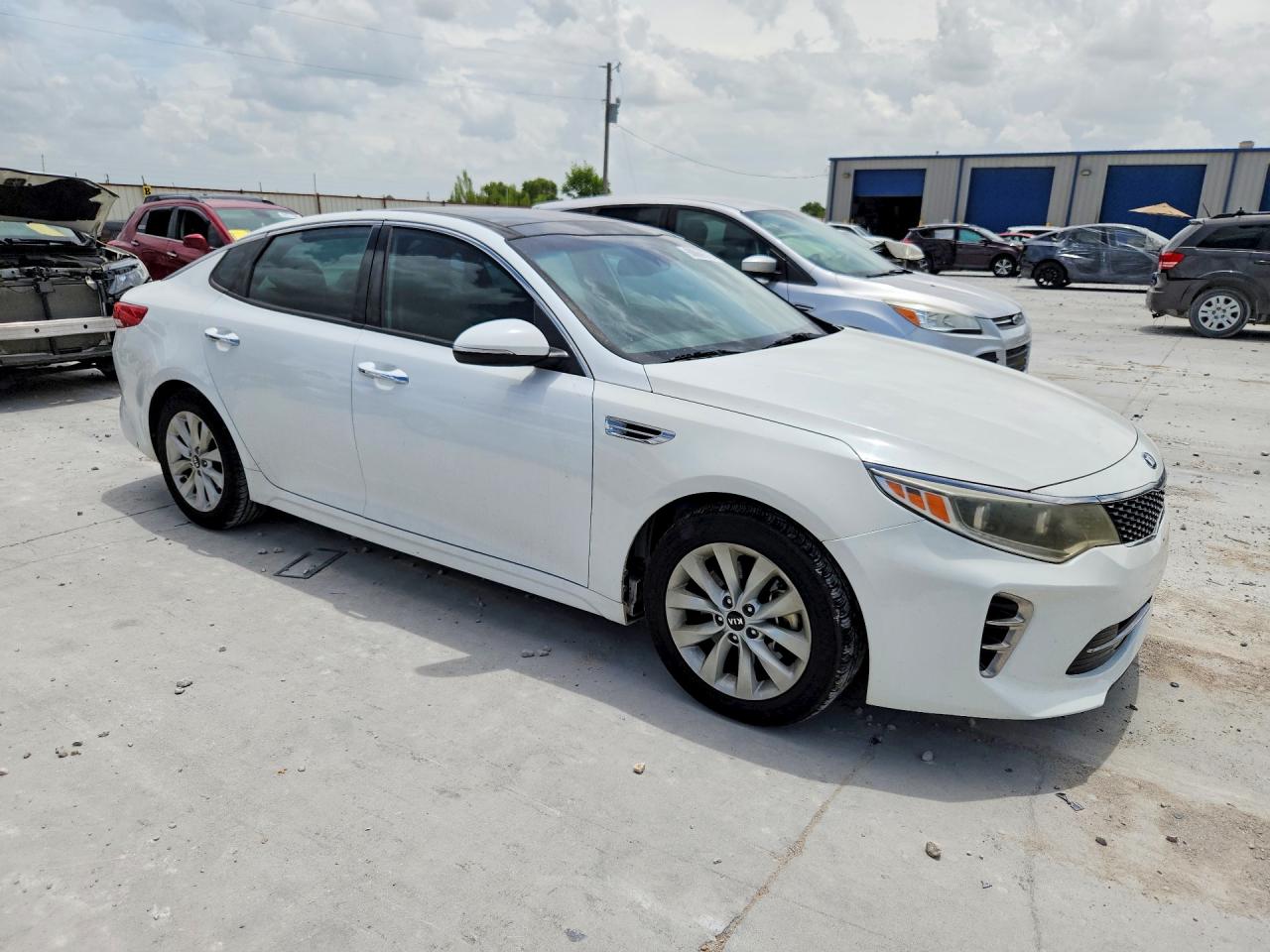 2017 KIA OPTIMA