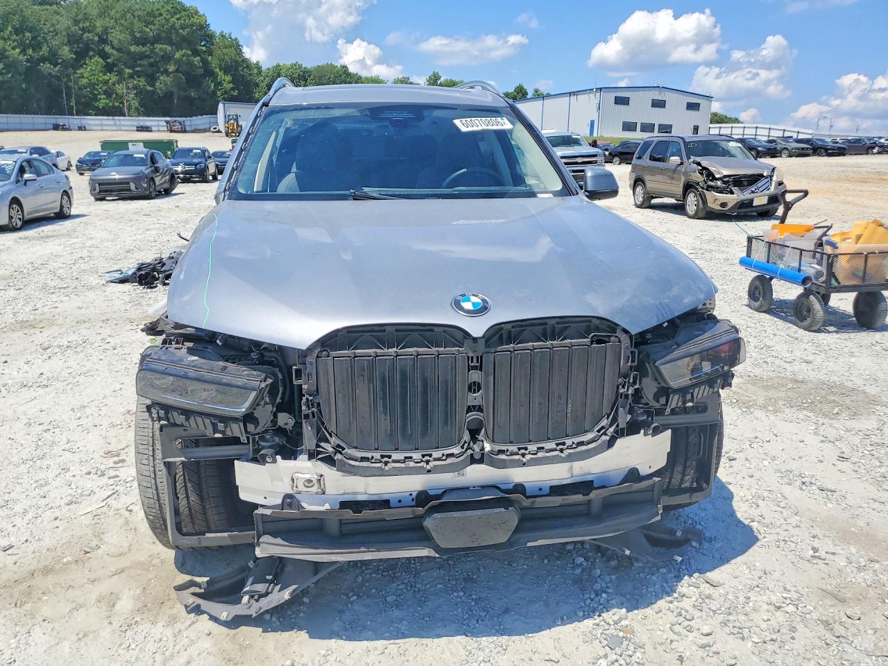 2024 BMW X7