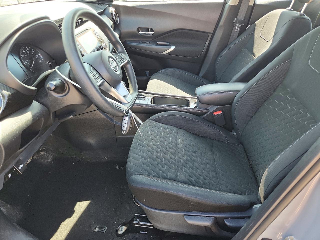 2022 NISSAN KICKS